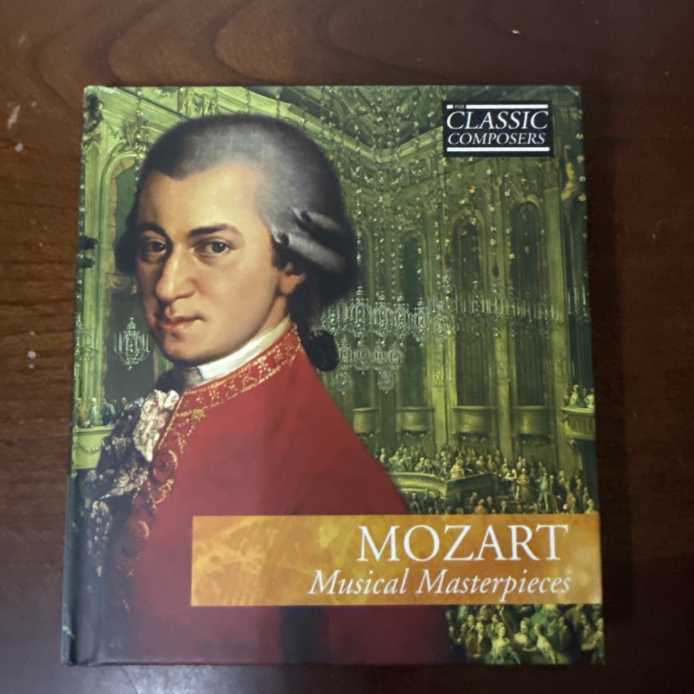 Classics: Mozart - Audio CD By Mozart - VERY GOOD